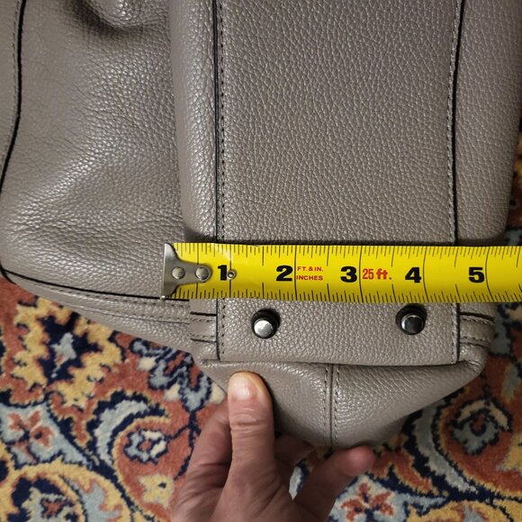 Coach shoulder bag with chain straps - Picture 10 of 11